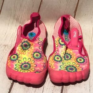 Newtz pink multicolor tie dye pattern water shoes size youth 13 / 1